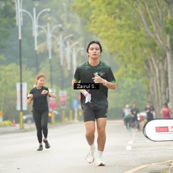 Runner Photo 8187019