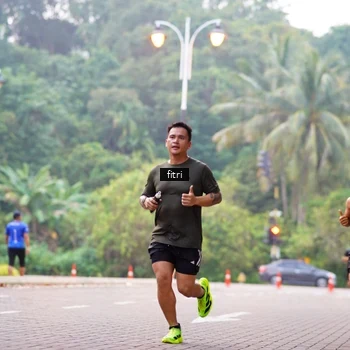 Runner Photo 8187022