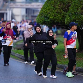 Runner Photo 8187073