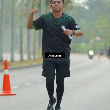 Runner Photo 8187302