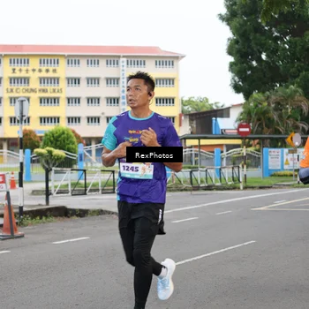 Runner Photo 8187312
