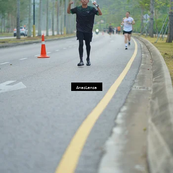 Runner Photo 8187345