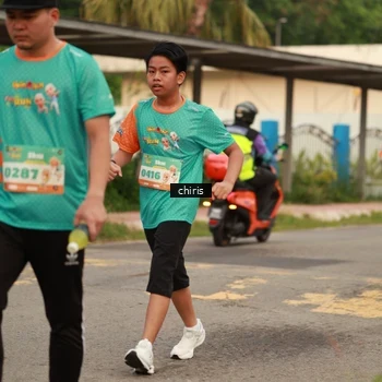 Runner Photo 8187363