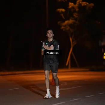 Runner Photo 8187401