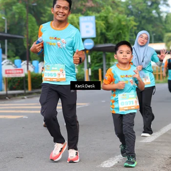 Runner Photo 8187558