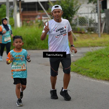 Runner Photo 8187638