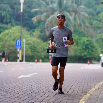 Runner Photo 8187677