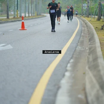 Runner Photo 8187682