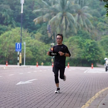 Runner Photo 8187827
