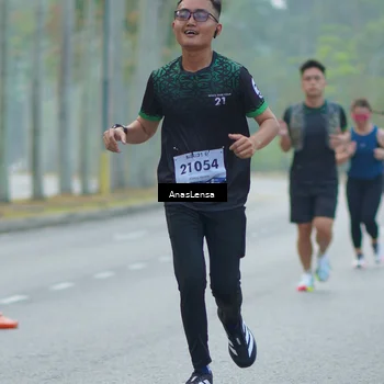 Runner Photo 8187908