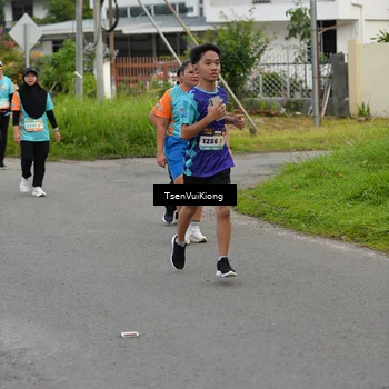 Runner Photo 8187915