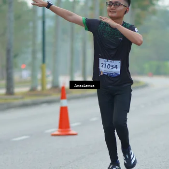 Runner Photo 8187932