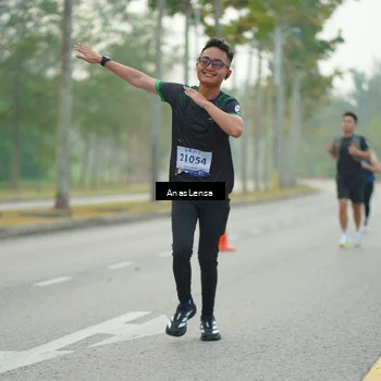 Runner Photo 8187972