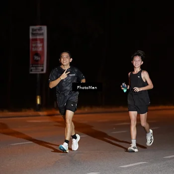 Runner Photo 8188032