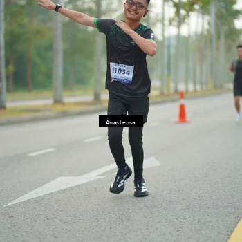 Runner Photo 8188128