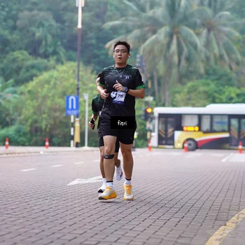 Runner Photo 8188316