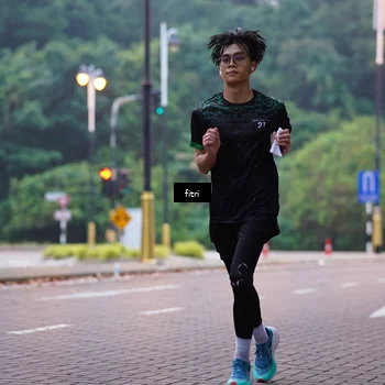 Runner Photo 8188364