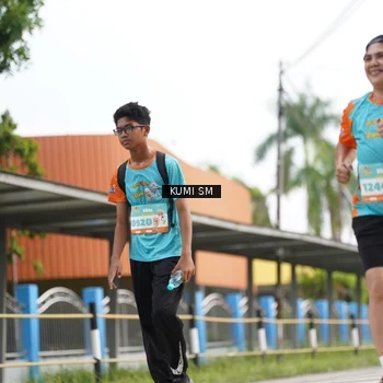 Runner Photo 8188695