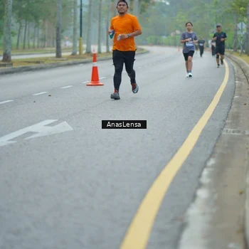 Runner Photo 8188715
