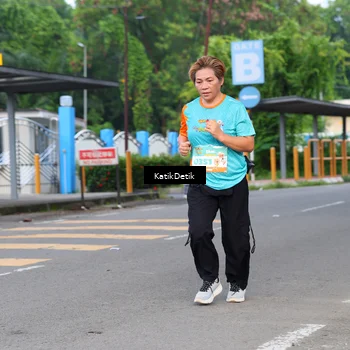 Runner Photo 8188803