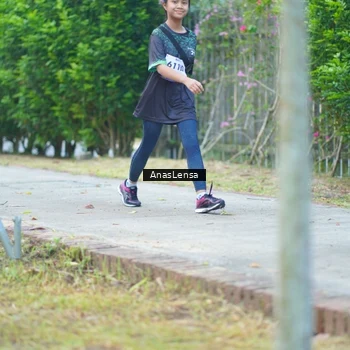 Runner Photo 8189034