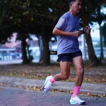 Runner Photo 8189098
