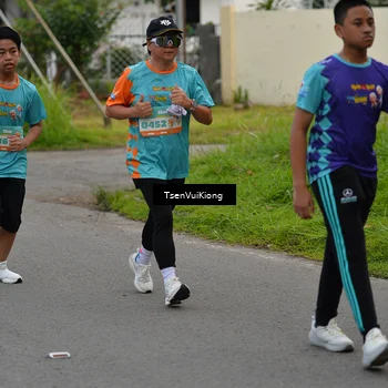 Runner Photo 8189135