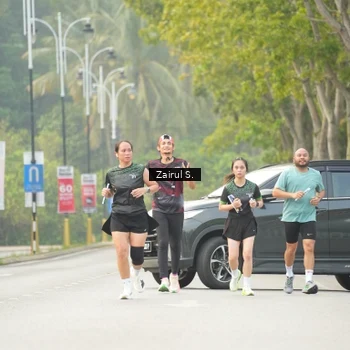 Runner Photo 8189140