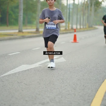 Runner Photo 8189173