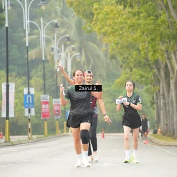 Runner Photo 8189177