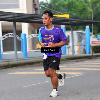 Runner Photo 8189264