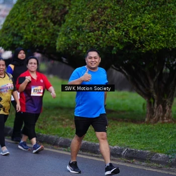 Runner Photo 8189305