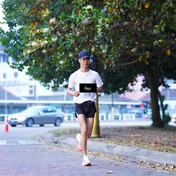Runner Photo 8189311