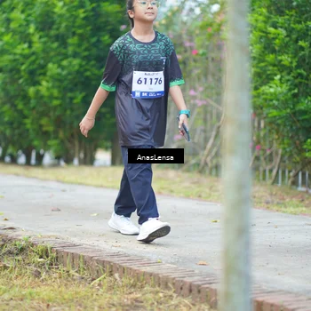 Runner Photo 8189335