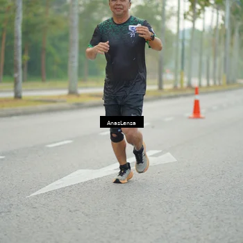 Runner Photo 8189338