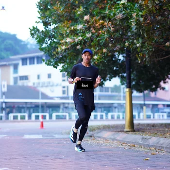 Runner Photo 8189400