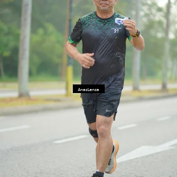 Runner Photo 8189458