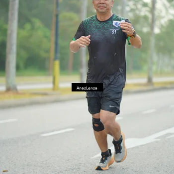 Runner Photo 8189471