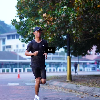 Runner Photo 8189477