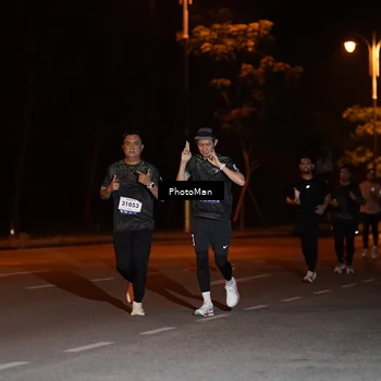 Runner Photo 8189516