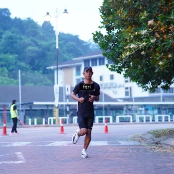Runner Photo 8189557