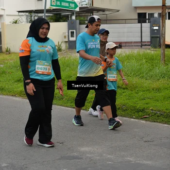 Runner Photo 8189684