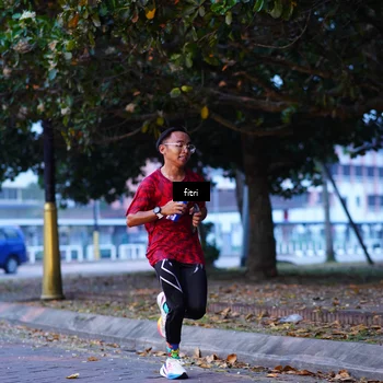 Runner Photo 8189689