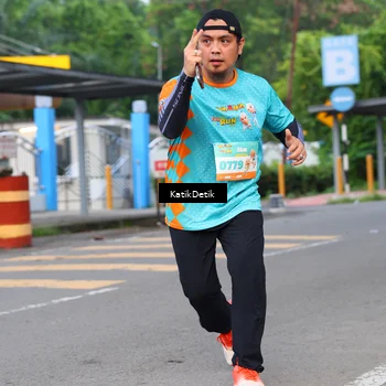 Runner Photo 8189847