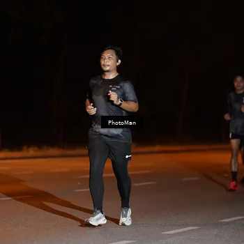Runner Photo 8189924