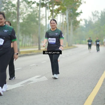 Runner Photo 8189941