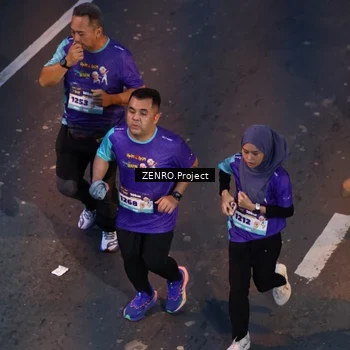 Runner Photo 8190004