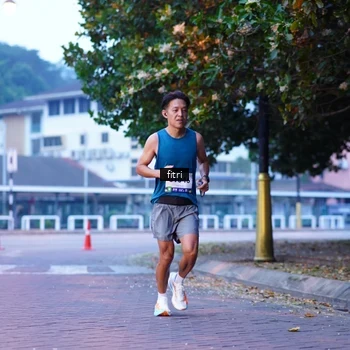 Runner Photo 8190011