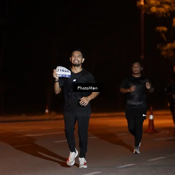 Runner Photo 8190013