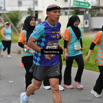 Runner Photo 8190063